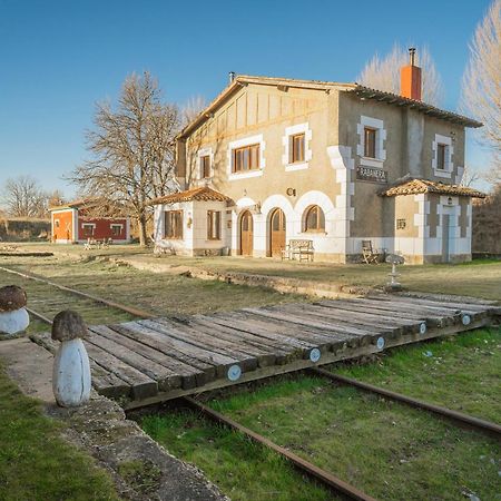 La Estacion De Rabanera Guest House Rabanera del Pinar Екстериор снимка